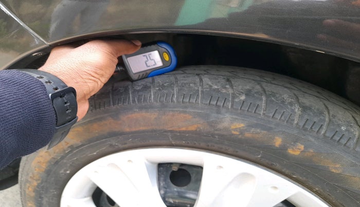 2016 Honda Amaze 1.2L I-VTEC S, Petrol, Manual, 26,094 km, tyre