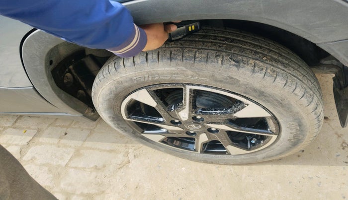 2023 Tata PUNCH CREATIVE  MT, Petrol, Manual, 6,529 km, tyre