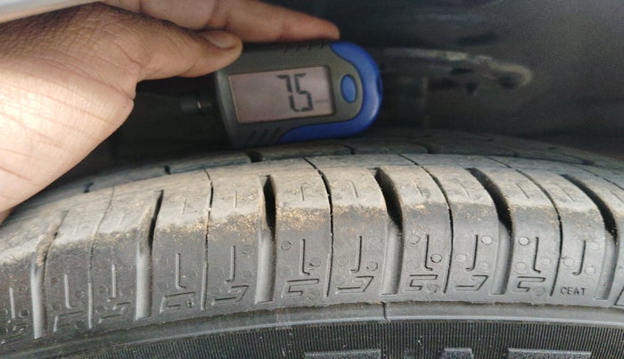 2019 Maruti Ciaz ALPHA 1.5 SHVS PETROL, Petrol, Manual, 57,000 km, tyre