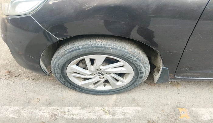 2018 Honda Jazz 1.2L I-VTEC V, Petrol, Manual, 93,131 km, tyre