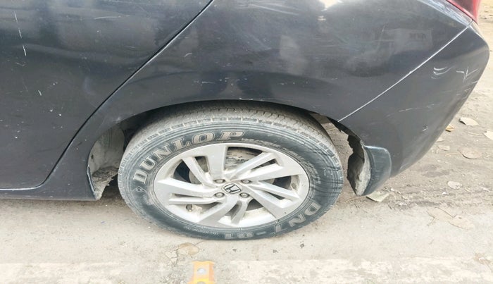 2018 Honda Jazz 1.2L I-VTEC V, Petrol, Manual, 93,131 km, tyre