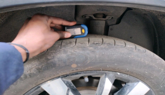 2019 MG HECTOR SHARP HYBRID 1.5 PETROL, Petrol, Manual, 1,32,139 km, tyre