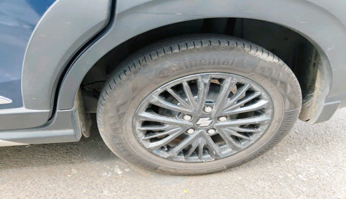 2020 Maruti XL6 ALPHA AT, Petrol, Automatic, 1,22,203 km, tyre