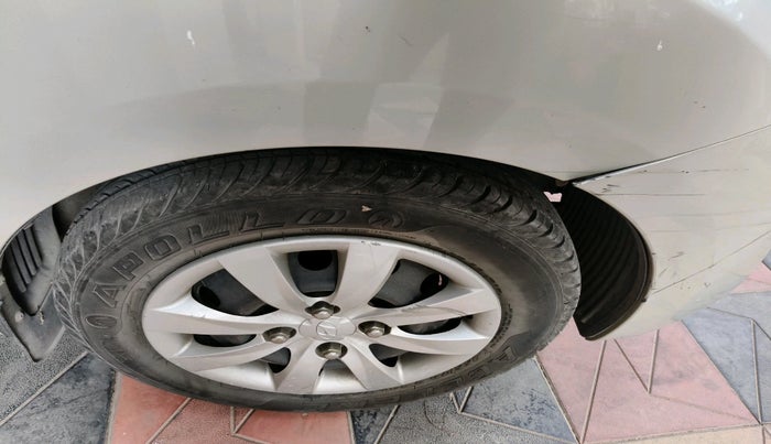 2012 Hyundai Eon MAGNA +, Petrol, Manual, 55,349 km, tyre