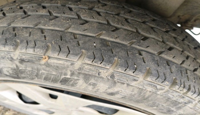 2014 Hyundai Grand i10 SPORTZ 1.2 KAPPA VTVT, Petrol, Manual, 1,31,107 km, tyre