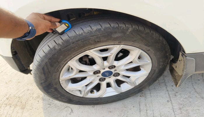 2015 Ford Ecosport TITANIUM 1.5L DIESEL, Diesel, Manual, 1,34,208 km, tyre