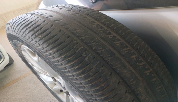 2016 Ford Ecosport TITANIUM+ 1.5L DIESEL, Diesel, Manual, 1,12,504 km, tyre