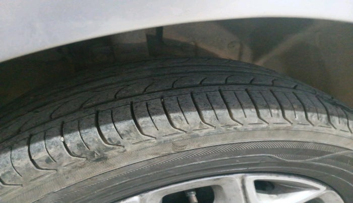 2016 Ford Ecosport TITANIUM+ 1.5L DIESEL, Diesel, Manual, 1,12,504 km, tyre