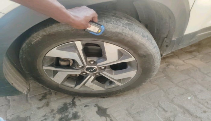 2023 KIA SONET HTX 1.5 DIESEL MT, Diesel, Manual, 74,703 km, tyre