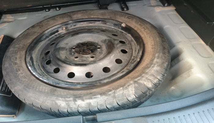 2024 Maruti Grand Vitara SIGMA SMART HYBRID, Petrol, Manual, 31,472 km, tyre