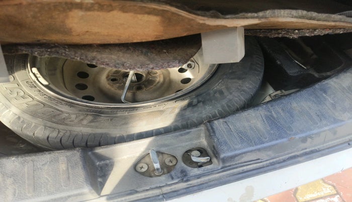 2016 Maruti Wagon R 1.0 VXI, Petrol, Manual, 62,919 km, tyre