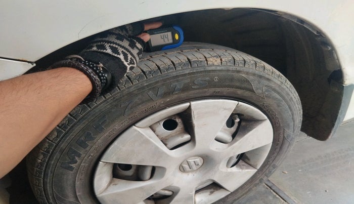 2013 Maruti Wagon R 1.0 LXI CNG, Petrol, Manual, 90,564 km, tyre