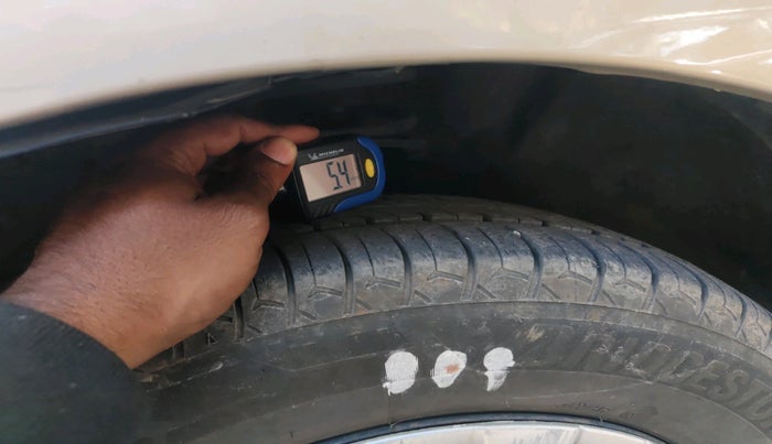 2013 Toyota Etios Liva G, Petrol, Manual, 38,270 km, tyre