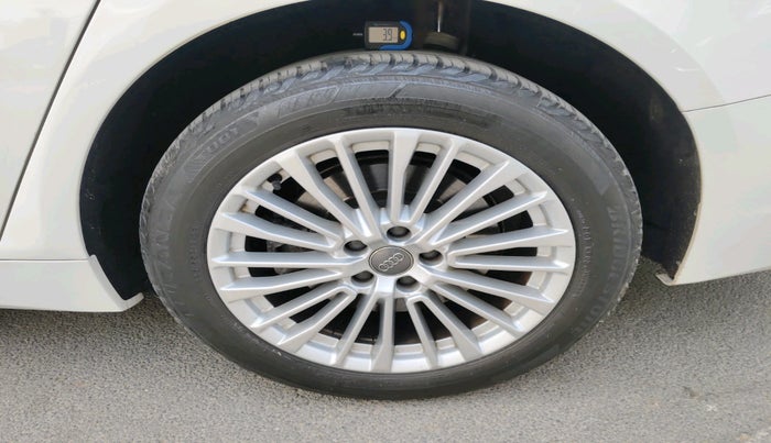 2019 Audi A6 45 TFSI PREMIUM PLUS, Petrol, Automatic, 64,398 km, tyre