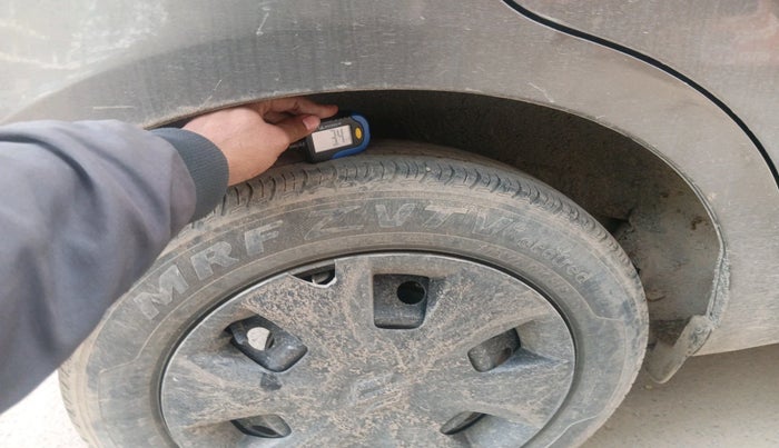 2023 Maruti New Wagon-R VXI CNG 1.0, Petrol, Manual, 32,770 km, tyre