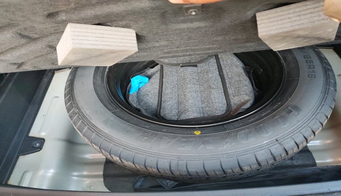 2020 KIA SELTOS GTX PLUS AT 1.5 DIESEL, Diesel, Automatic, 1,45,804 km, tyre