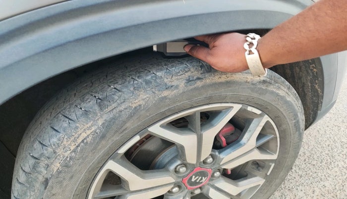 2020 KIA SELTOS GTX PLUS AT 1.5 DIESEL, Diesel, Automatic, 1,45,804 km, tyre