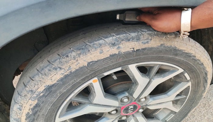 2020 KIA SELTOS GTX PLUS AT 1.5 DIESEL, Diesel, Automatic, 1,45,804 km, tyre