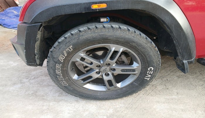 2020 Mahindra Thar AX P MT 4WD ST, Petrol, Manual, 25,875 km, tyre