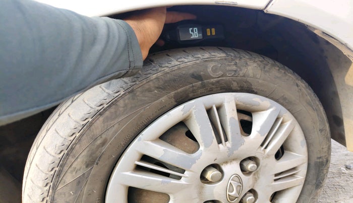 2012 Hyundai Santro Xing GLS PLUS AUDIO, Petrol, Manual, 1,00,733 km, tyre