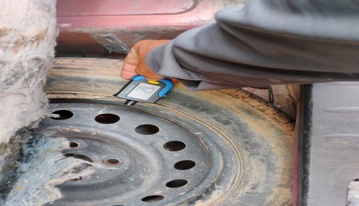 2014 Toyota Etios GD, Diesel, Manual, 1,08,872 km, tyre