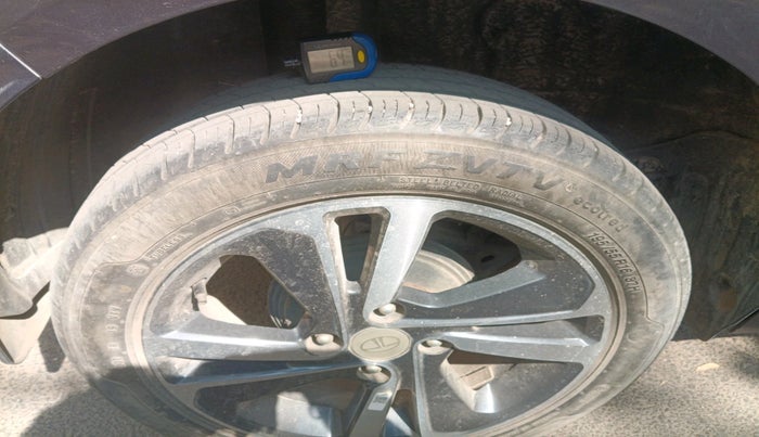 2021 Tata ALTROZ XZ PETROL, Petrol, Manual, 25,008 km, tyre