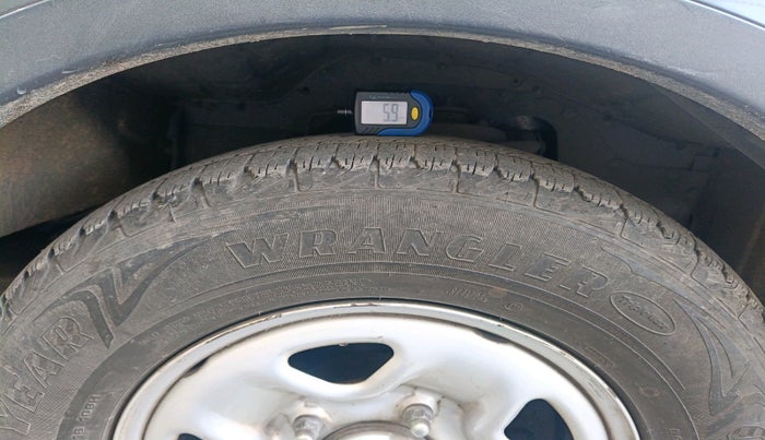 2018 Tata Hexa XE 4X2 7 STR, Diesel, Manual, 69,232 km, tyre