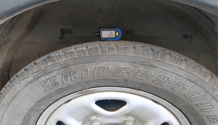 2018 Tata Hexa XE 4X2 7 STR, Diesel, Manual, 69,232 km, tyre