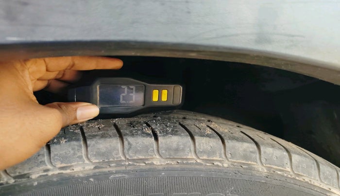 2017 Honda WR-V 1.2L I-VTEC VX MT, Petrol, Manual, 52,199 km, tyre