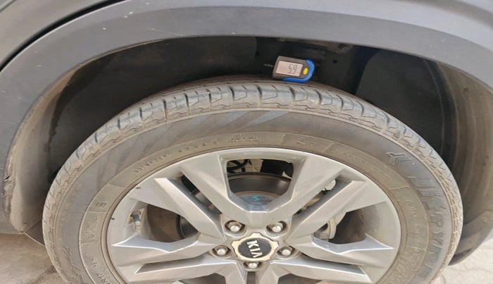 2020 KIA SELTOS HTX 1.5 PETROL, Petrol, Manual, 62,584 km, tyre