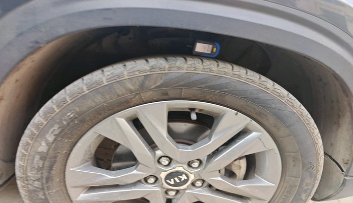 2020 KIA SELTOS HTX 1.5 PETROL, Petrol, Manual, 62,584 km, tyre