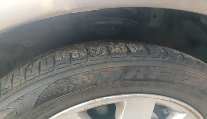 2013 Hyundai i20 SPORTZ 1.2, Petrol, Manual, 1,13,347 km, tyre