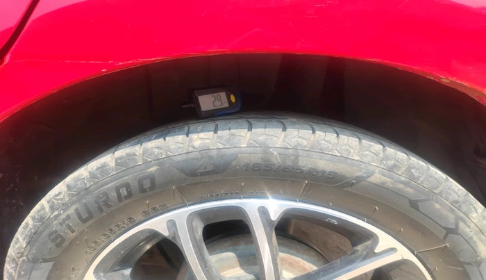 2018 Maruti Swift ZXI PLUS, Petrol, Manual, 83,421 km, tyre