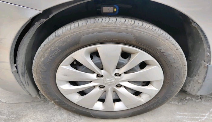 2015 Maruti Baleno DELTA CVT PETROL 1.2, Petrol, Automatic, 53,683 km, tyre