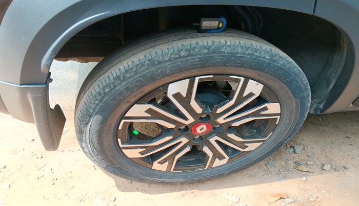 2023 Renault Kiger RXZ TURBO CVT, Petrol, Automatic, 33,668 km, tyre