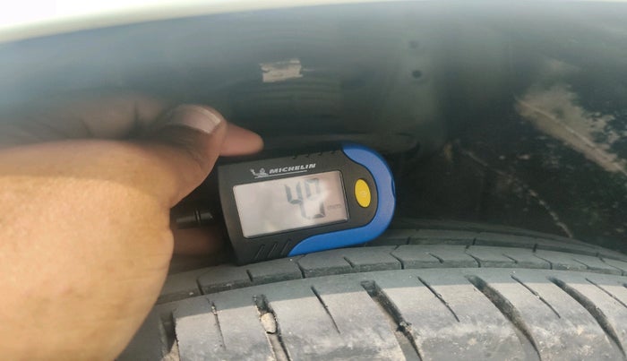 2022 Maruti Baleno DELTA PETROL 1.2, Petrol, Manual, 57,757 km, tyre