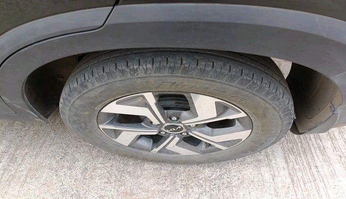 2022 KIA SONET HTX 1.5, Diesel, Manual, 67,979 km, tyre