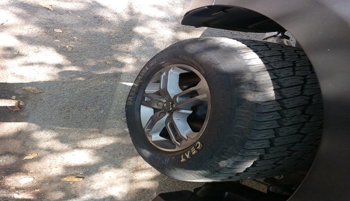 2022 Mahindra Thar LX D AT 4WD HT, Diesel, Automatic, 40,001 km, tyre