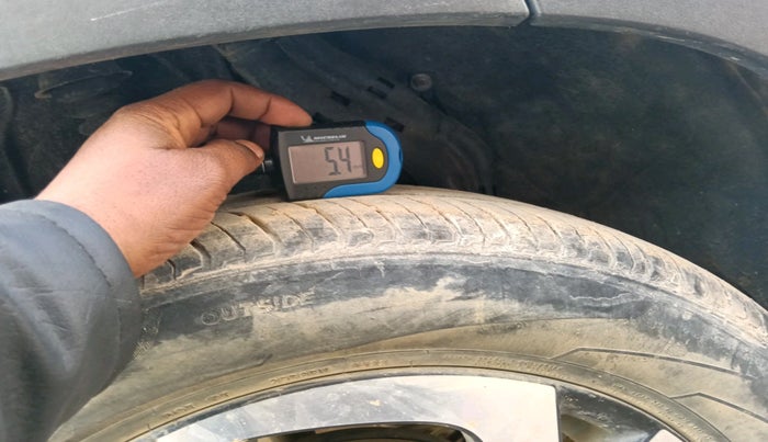 2022 Nissan MAGNITE XV MT, Petrol, Manual, 20,644 km, tyre