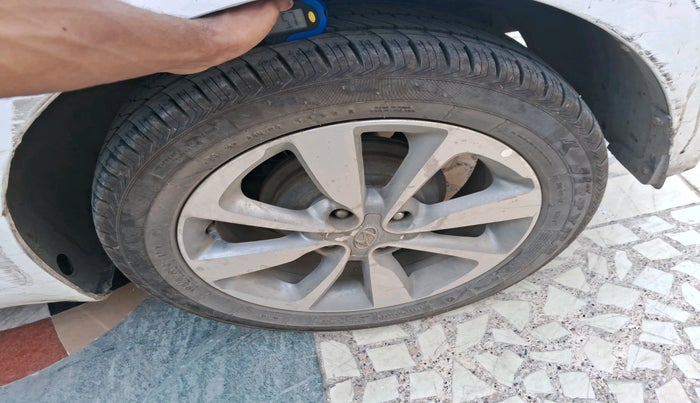 2015 Hyundai Elite i20 ASTA 1.2, Petrol, Manual, 75,159 km, tyre