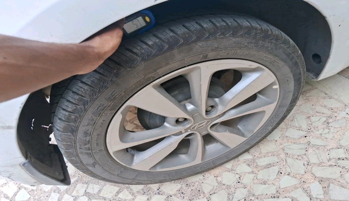 2015 Hyundai Elite i20 ASTA 1.2, Petrol, Manual, 75,159 km, tyre