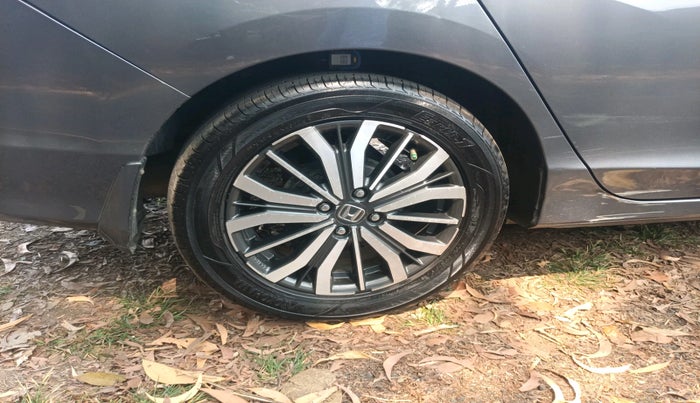 2017 Honda City 1.5L I-DTEC VX, Diesel, Manual, 1,95,387 km, tyre