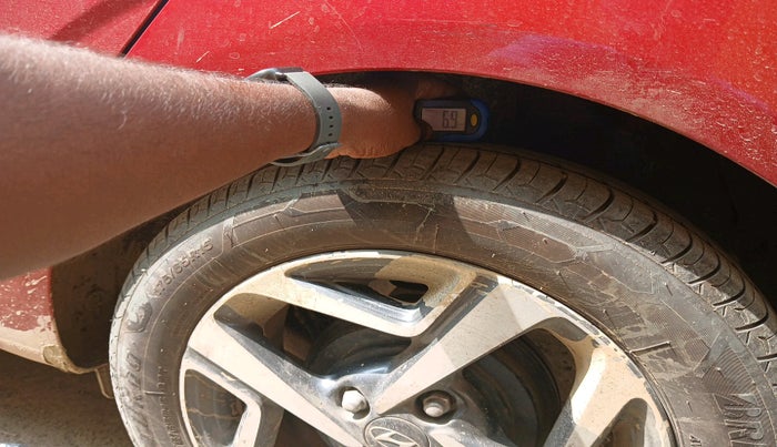 2021 Hyundai AURA SX 1.2 (O), Petrol, Manual, 66,691 km, tyre