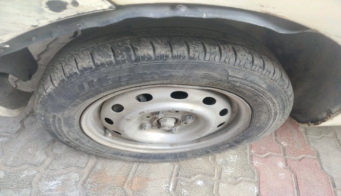 2013 Tata Indica Vista VX QUADRAJET, Diesel, Manual, 1,28,312 km, tyre