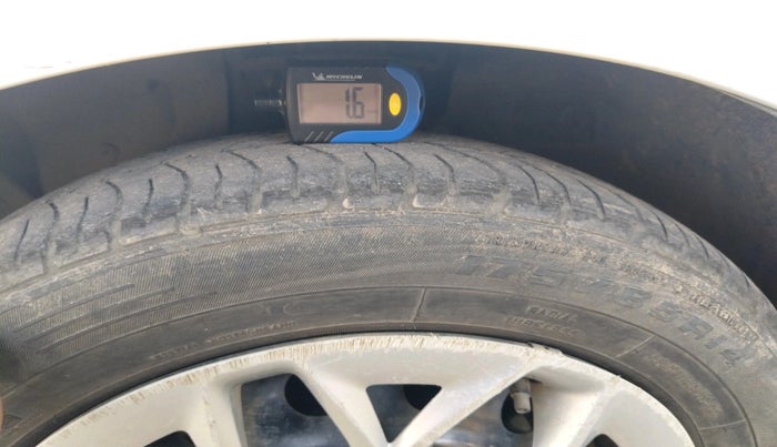 2015 Ford Figo Aspire TREND 1.2 PETROL, Petrol, Manual, 1,03,801 km, tyre