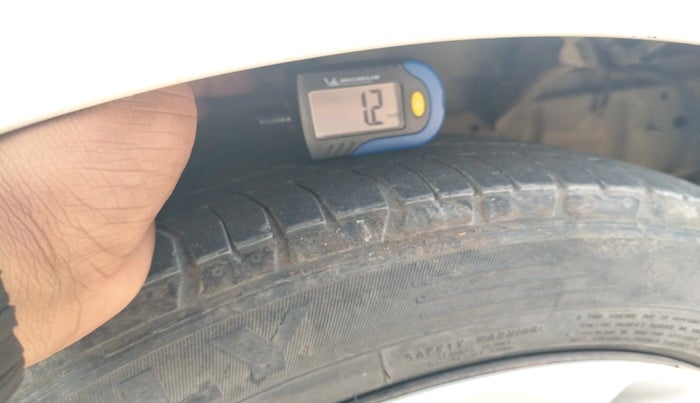 2015 Ford Figo Aspire TREND 1.2 PETROL, Petrol, Manual, 1,03,801 km, tyre