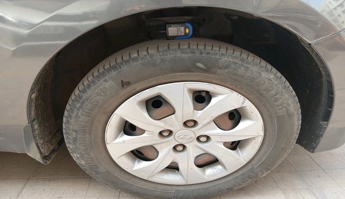 2019 Hyundai Elite i20 MAGNA PLUS 1.2, Petrol, Manual, 1,52,710 km, tyre