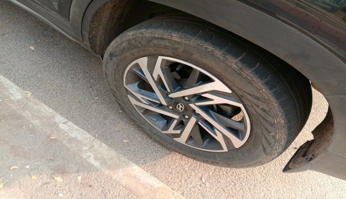 2024 Hyundai Creta SX 1.5 PETROL, Petrol, Manual, 52,145 km, tyre