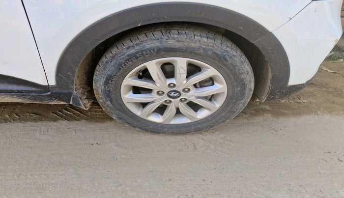 2018 Hyundai Creta S 1.4 DIESEL, Diesel, Manual, 1,02,737 km, tyre