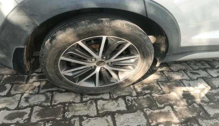 2016 Hyundai Tucson 2WD AT GL DIESEL
, Diesel, Automatic, 67,950 km, tyre